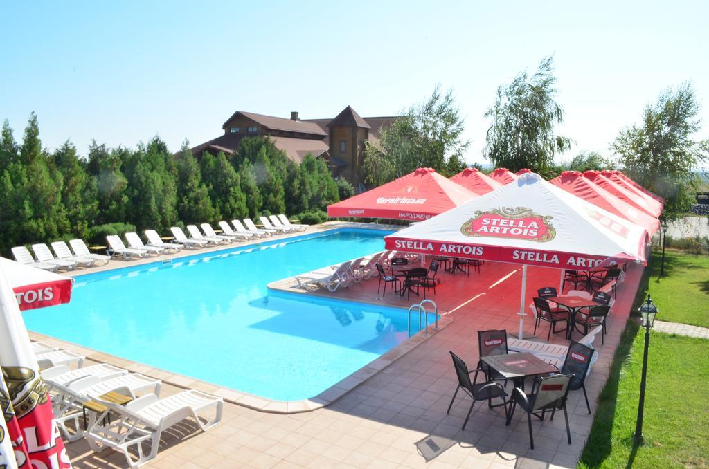 Panska Hata Hotell Nyzhnya Khortytsya Exteriör bild