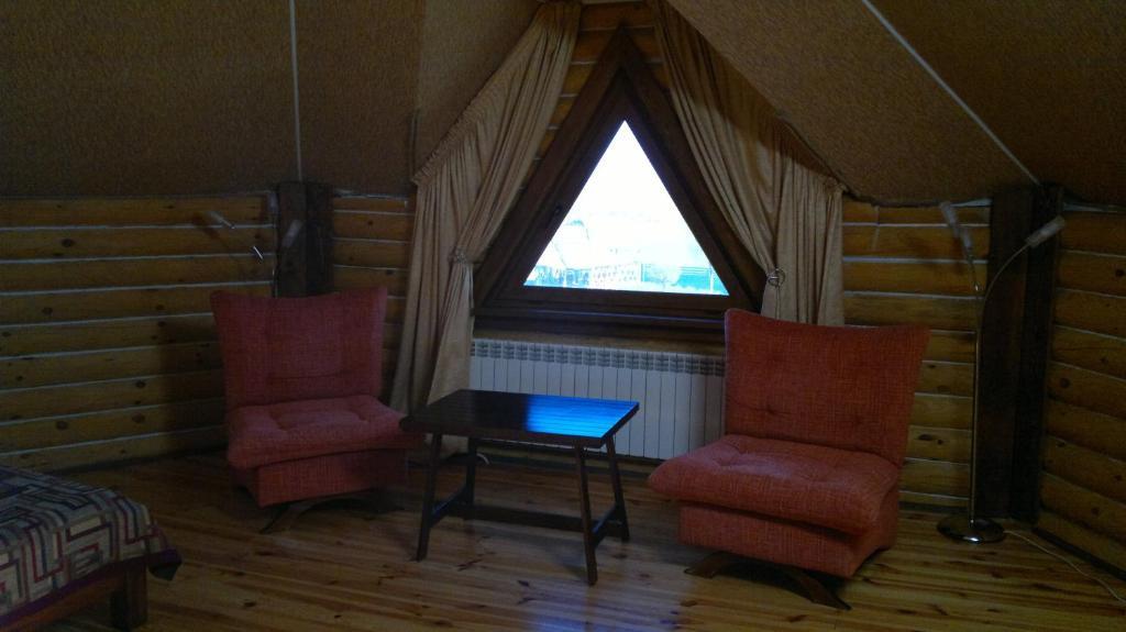 Panska Hata Hotell Nyzhnya Khortytsya Rum bild