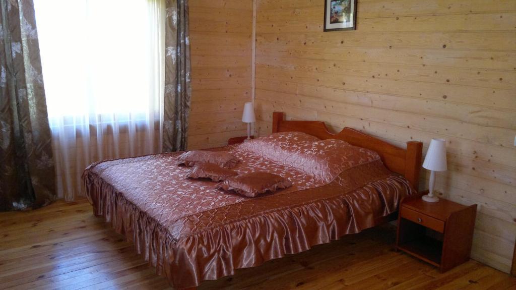 Panska Hata Hotell Nyzhnya Khortytsya Rum bild