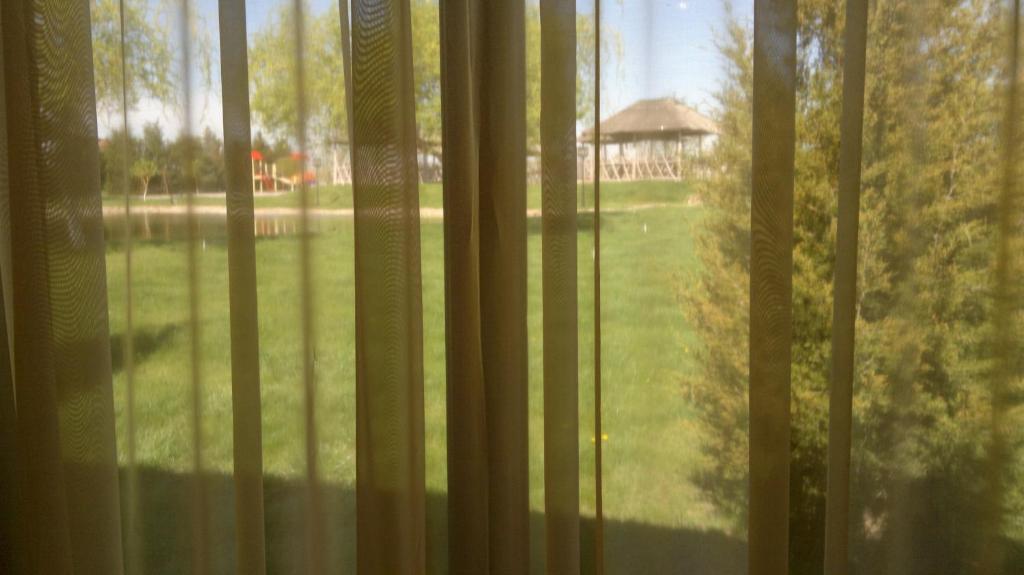 Panska Hata Hotell Nyzhnya Khortytsya Rum bild
