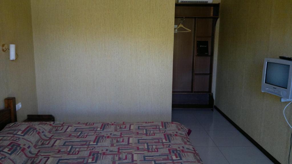 Panska Hata Hotell Nyzhnya Khortytsya Rum bild