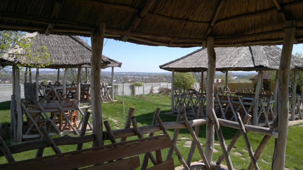 Panska Hata Hotell Nyzhnya Khortytsya Exteriör bild